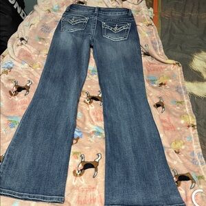 🎀BLINGED OUT 🎀
Wax Jean Dark Blue Flare Jeans
Size 3/26